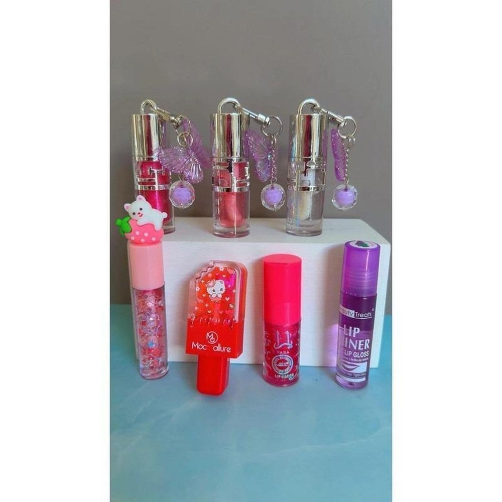 BUTTERFLY CHARM TINTED GLITTER BIG LIP GLOSS BUNDLE BRAND‎ NEW